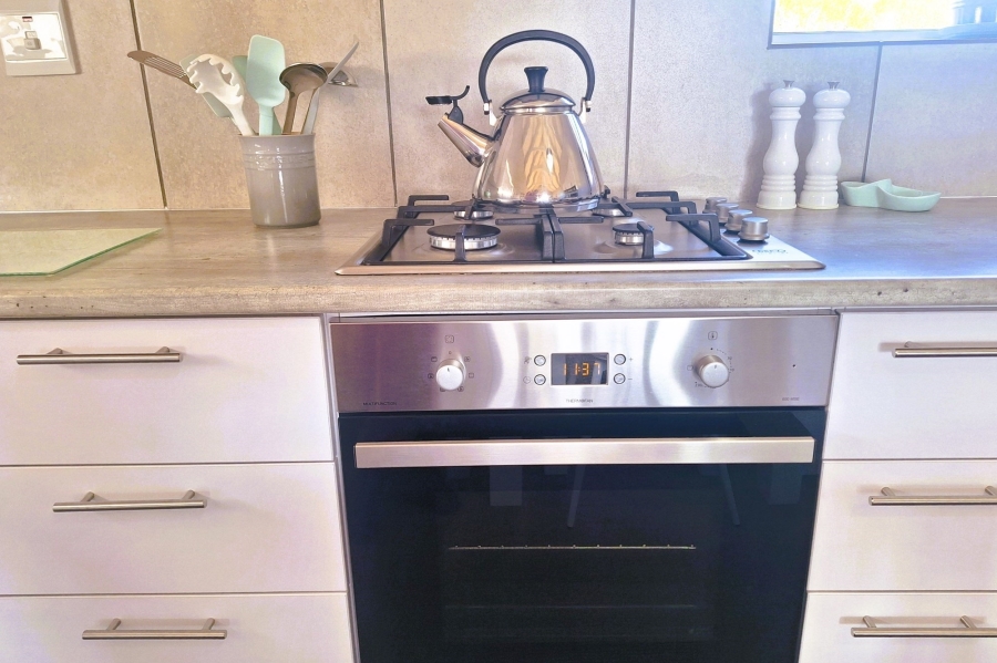 2 Bedroom Property for Sale in Britannia Bay Western Cape